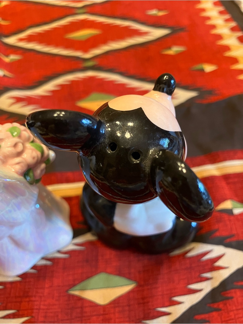 Micky and Minnie Salt & Pepper Shakers 4” - Picture 6 of 12